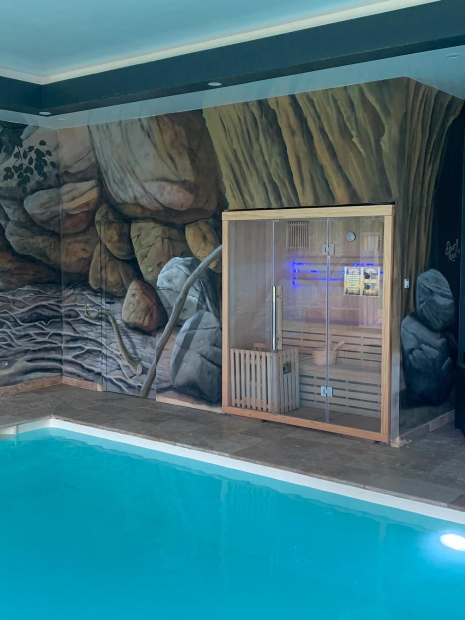 Cottage piscine intérieure31degrés ZOO LA FLECHE24H du Mans Clermont-Creans Extérieur photo